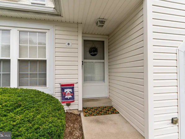 8 Banbury Ct #2201K, Southampton, PA 18966