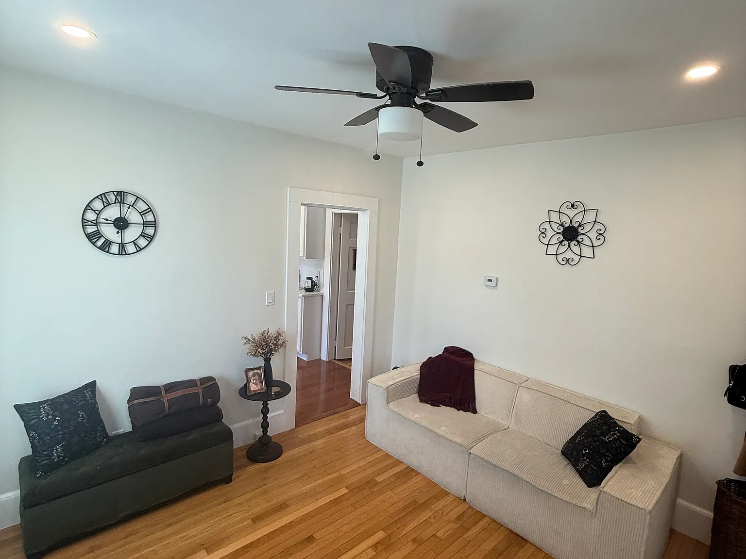 2 bed, 712 sqft, $2,500 — Photo 4