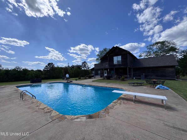 766 Pinola Braxton Rd, Braxton, MS 39044