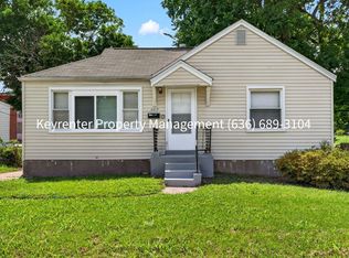 6317 Abbott Dr, Saint Louis, MO 63134