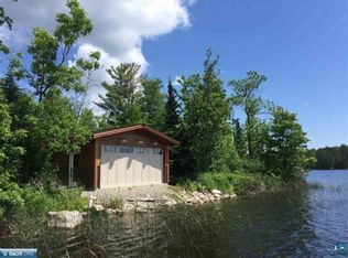 2028 Hinsdale Loop Dr, Cook, MN 55723