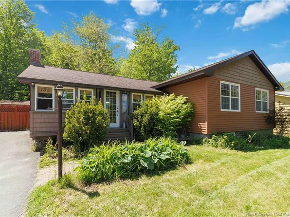 135 Beechwood Cres, Fredericton, NB E3B 2S9
