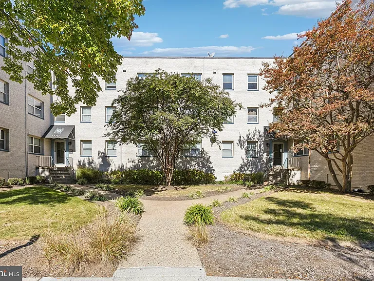 1112 Savannah St SE #31 — Photo 11