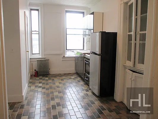 Rented by Highline Residential | media 8