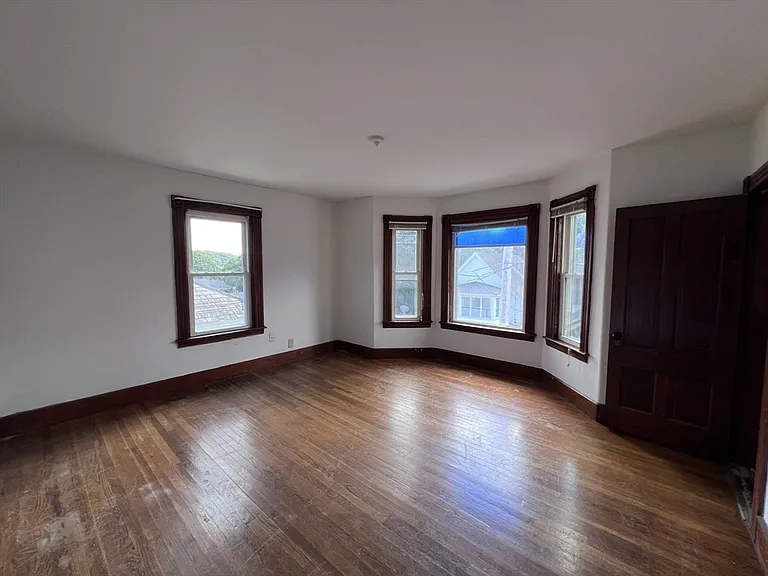 71 Ash St #3 — Photo 10