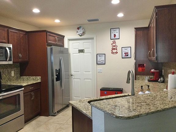 3rd image of 44 Mediterranean Boulevard N