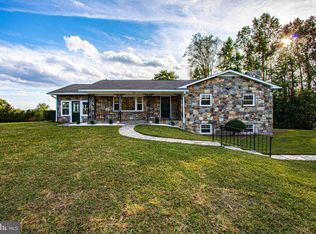 877 Truslow Rd, Fredericksburg, VA 22406