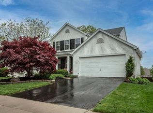 9340 Prestwick Green Dr, Columbus, OH 43240