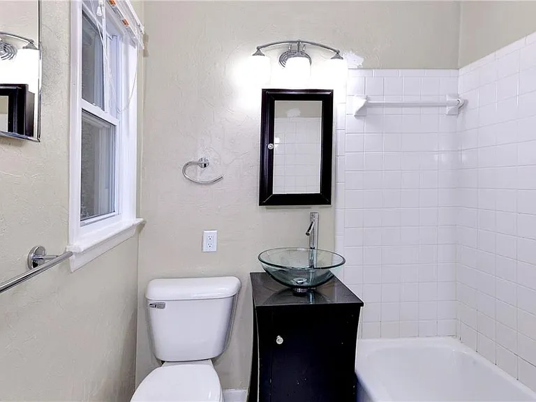 309 Corbin Dr — Photo 11
