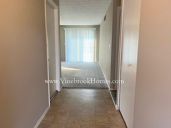 4th image of 4840 Bayview Ct