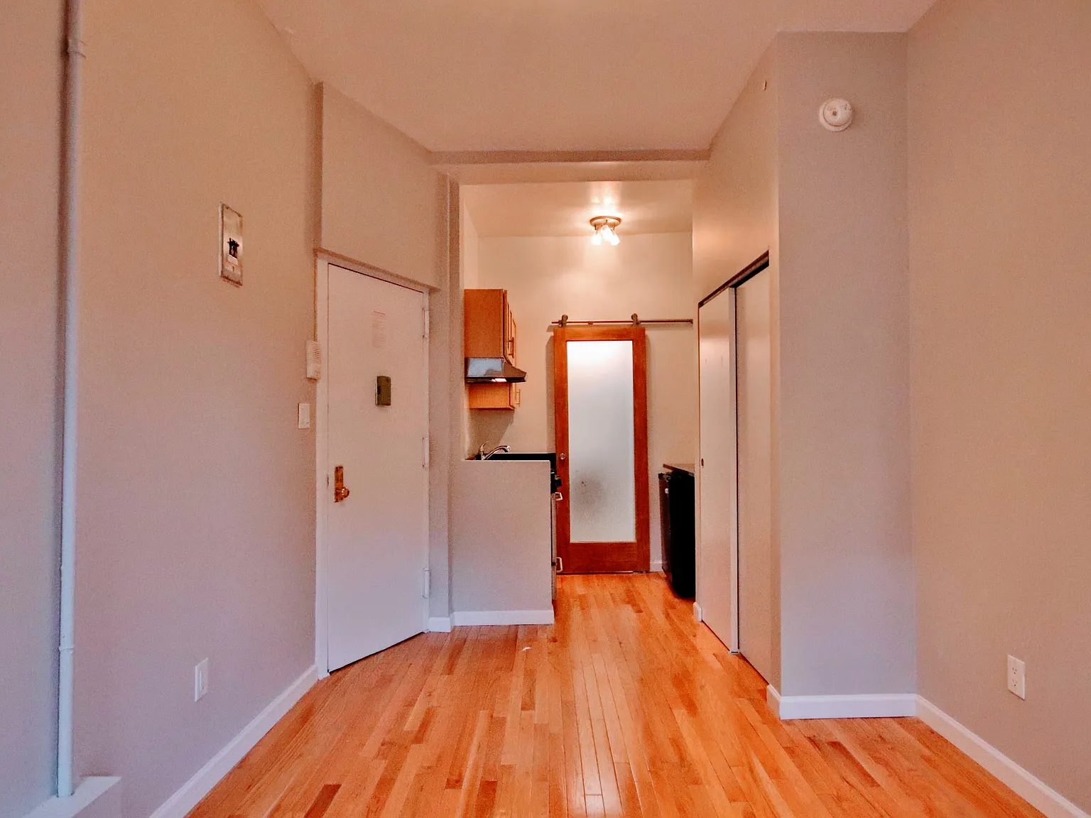 112 East 7th Street — Photo 3