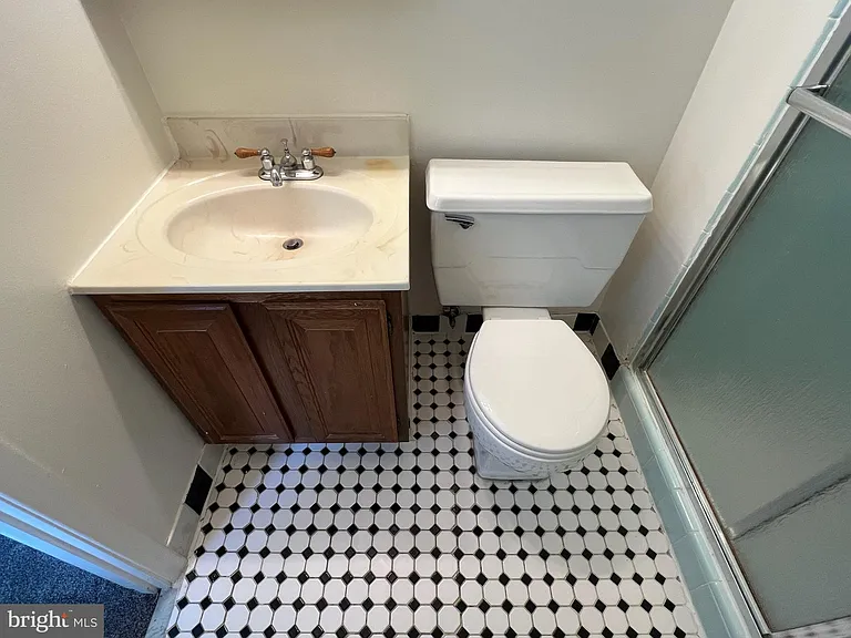 5566 Burnside Dr — Photo 20