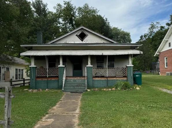 723 Love St, Erwin, TN 37650