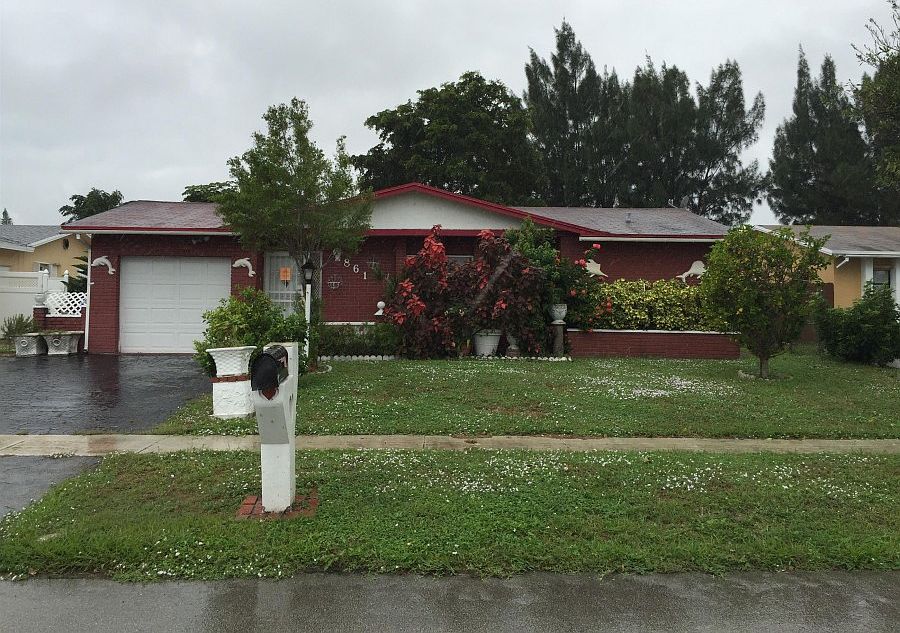 1st image of 861 SW 83rd Ave