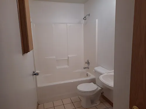 597 Giddings St #3 Photo 1