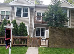 6078 Deer Hill Ct, Centreville, VA 20121