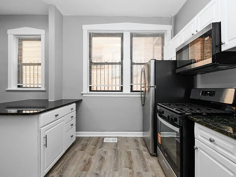 5019 S Drexel Blvd — Photo 5