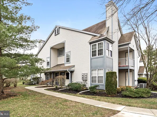16 Andover Pl, Robbinsville, NJ 08691