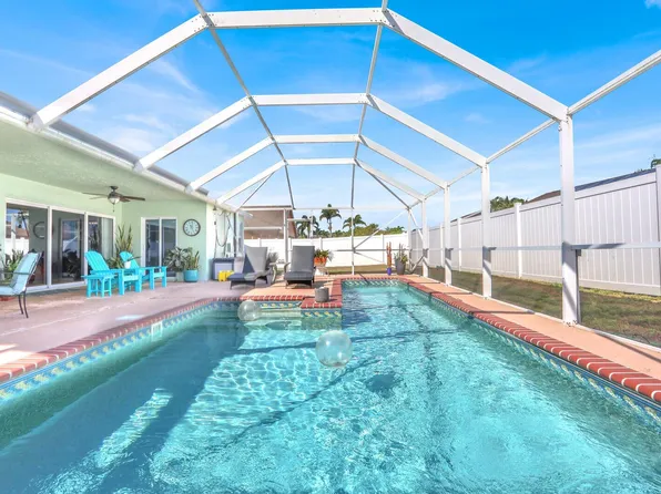 8781 Sand Lake Ct, Lake Worth, FL 33467