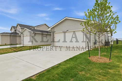 148 N Gowen St Photo 1
