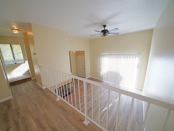 4th image of 27663 Ironside Dr