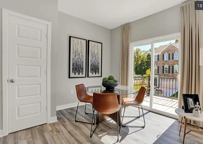 9329 Clarendon Dr — Photo 15