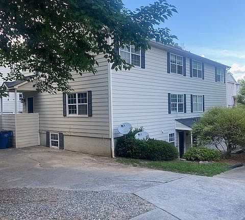 3rd image of 1634 Leona St NW