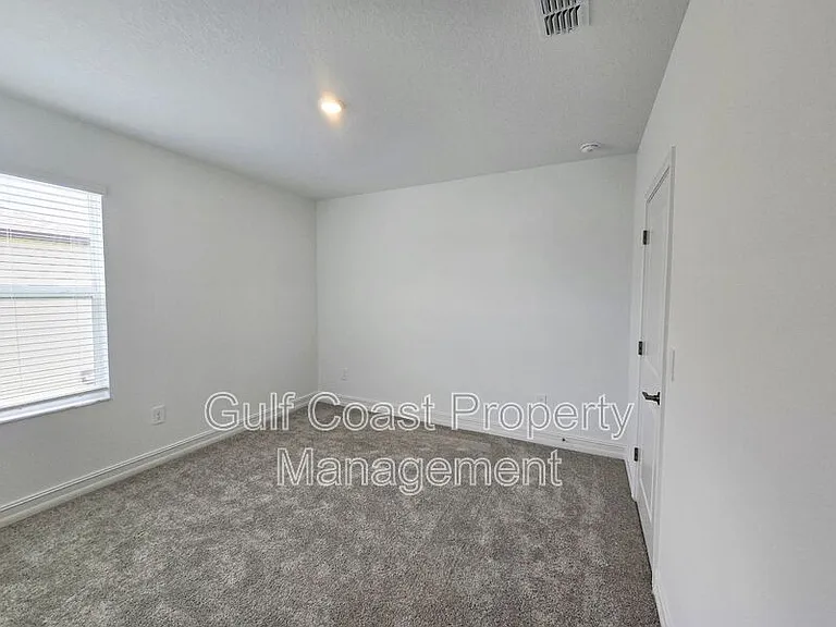 11757 71st Ave E — Photo 30