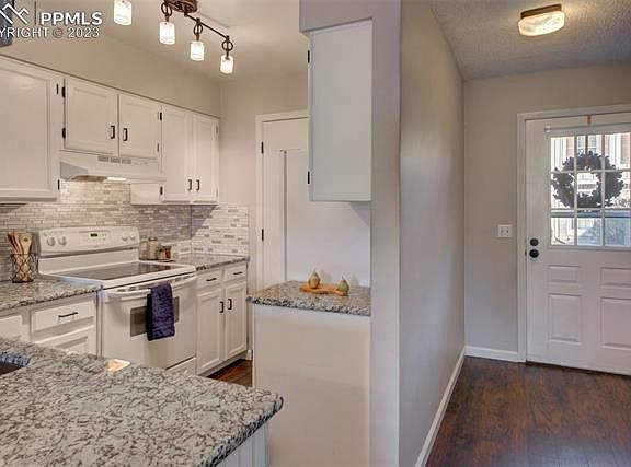 5th image of 3427 Queen Anne Way