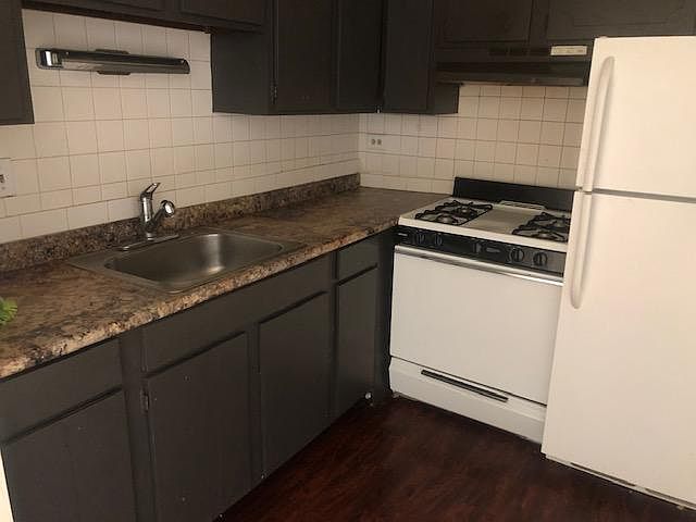1st image of 314 W Barry Ave #308