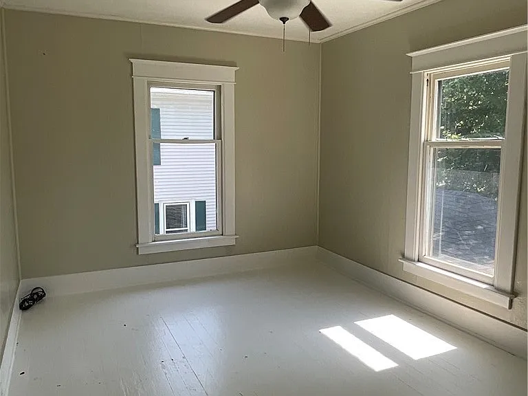 700 Nellis St E — Photo 18