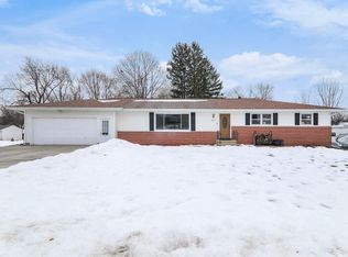 407 Center St, Deerfield, WI 53531