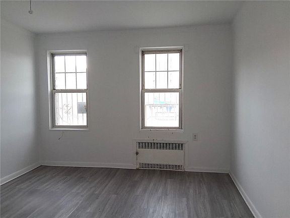 2nd image of 155 W End Ave