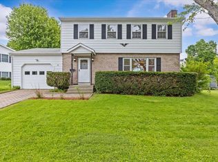 29 Drury Drive, Essex Junction, VT 05452