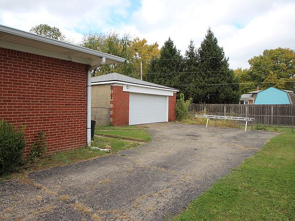 2nd image of 6102 Maren Dr