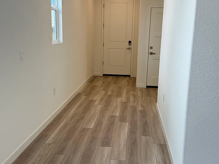 4533 Field View Dr — Photo 6