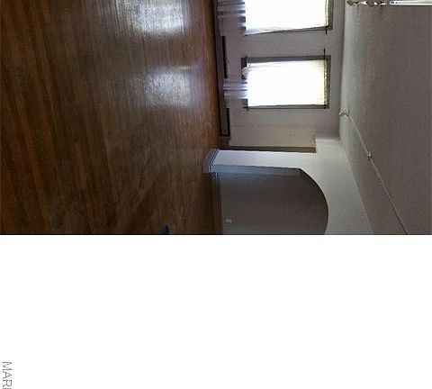 4th image of 3686 Bellerive Blvd