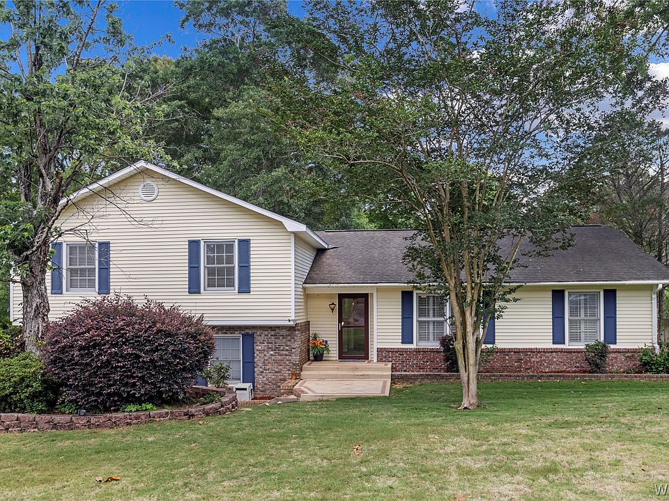 1st image of 102 Bermuda Way