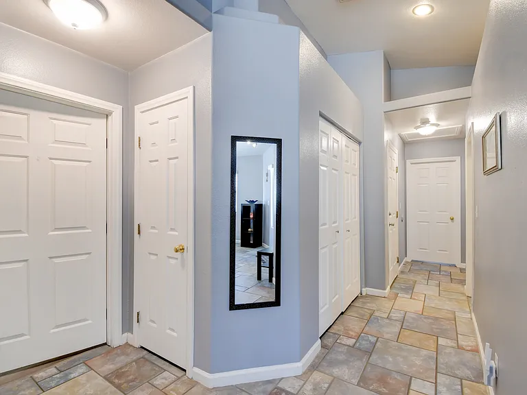 9657 Marble Peak Ct — Photo 31