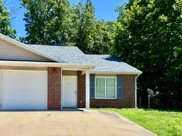 24211 Tupelo Ln, Saint Robert, MO 65584