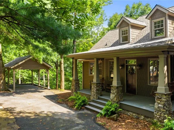 185 S Sanderlin Mountain Dr, Jasper, GA 30143