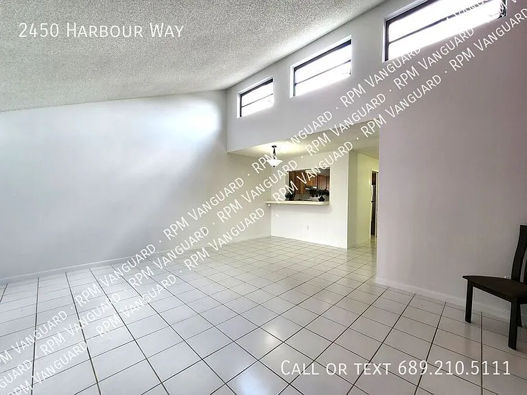 2450 Harbour Way — Photo 3