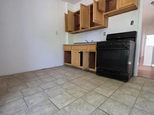 320 Hewitt St, Trenton, NJ