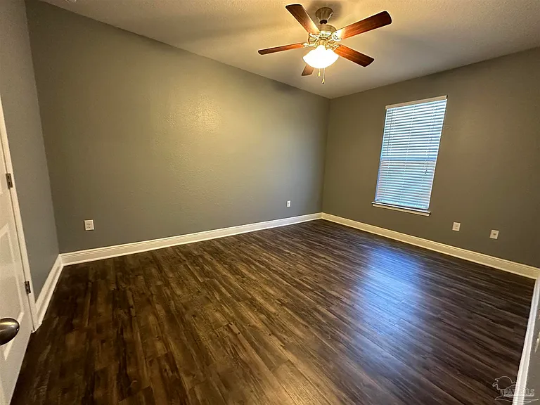 841 Oak Aly — Photo 20