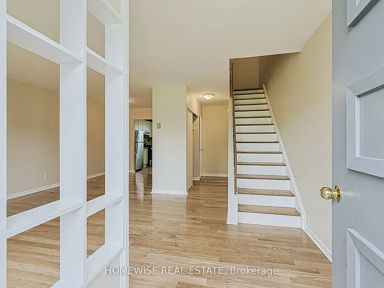 1350 Winding Trl #40 — Photo 2