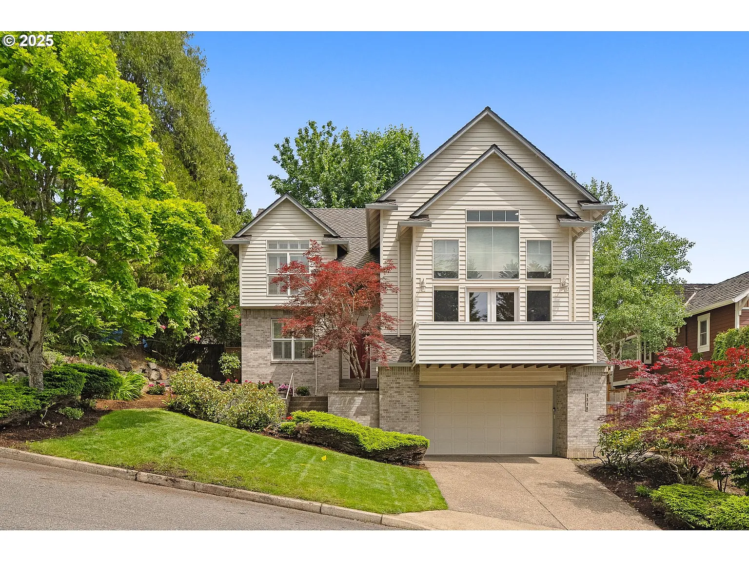 1318 NW Slocum Way photo 1