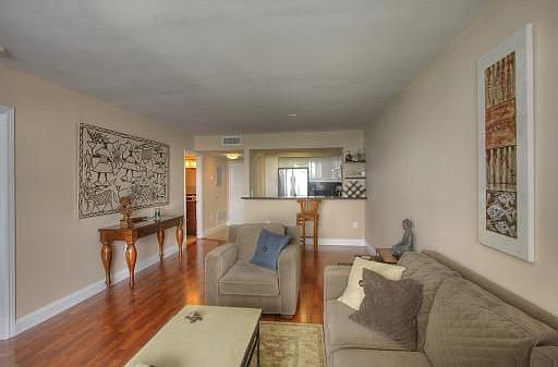 4th image of 1900 Sunset Harbour Dr #1106