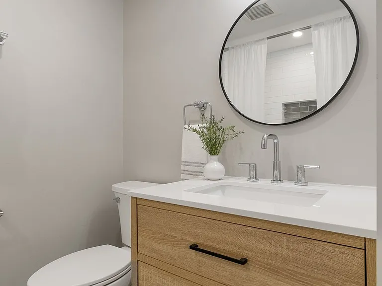 1305 Chickering Dr — Photo 23