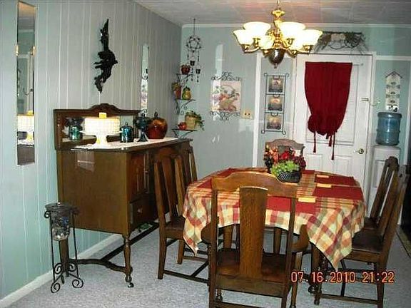 3rd image of 7415 Admiral Doyle Dr