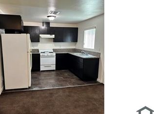 656 1/4 E 87th Pl, Los Angeles, CA 90002